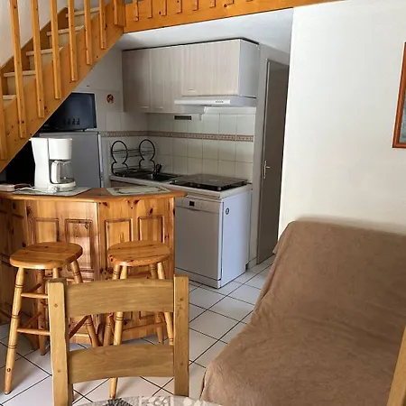 Holidayland 137 T3 Mezzanine 7 Couchages Climatise Apartment *
